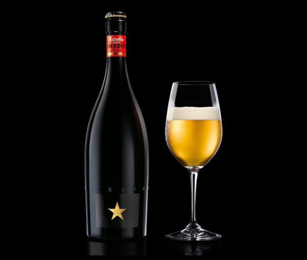 Botella Estrella Damm Inedit